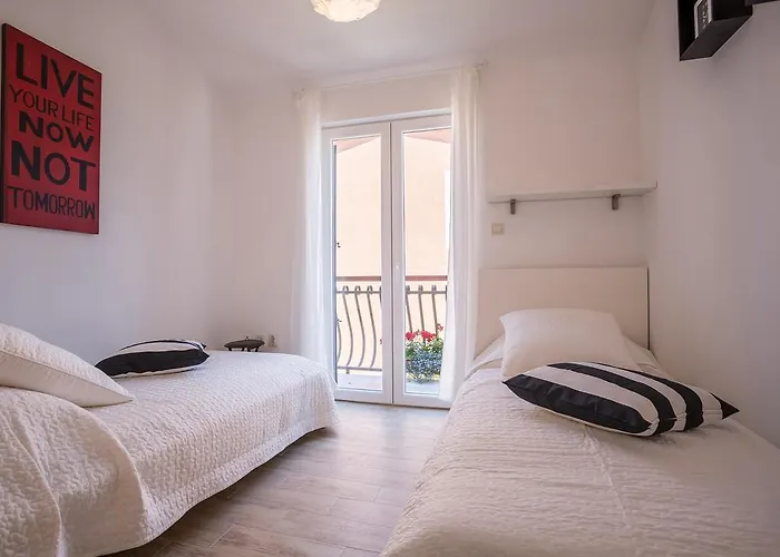 Daire Oleandar Rogoznica (Sibenik-Knin)