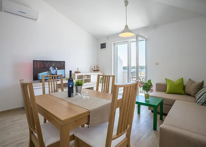 Daire Oleandar Rogoznica (Sibenik-Knin)