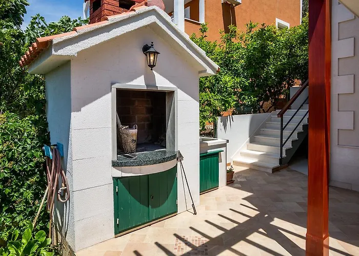 Oleandar Rogoznica (Sibenik-Knin)