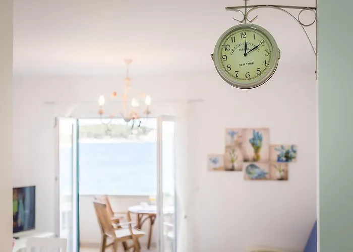 Oleandar * Rogoznica (Sibenik-Knin)