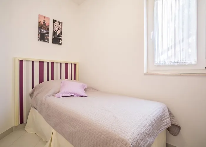 Oleandar Daire Rogoznica (Sibenik-Knin)